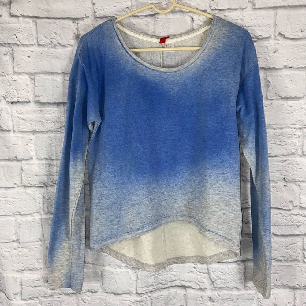 H&M divided Longsleeve hi low ombre sweatshirt blue & white sz 4 women